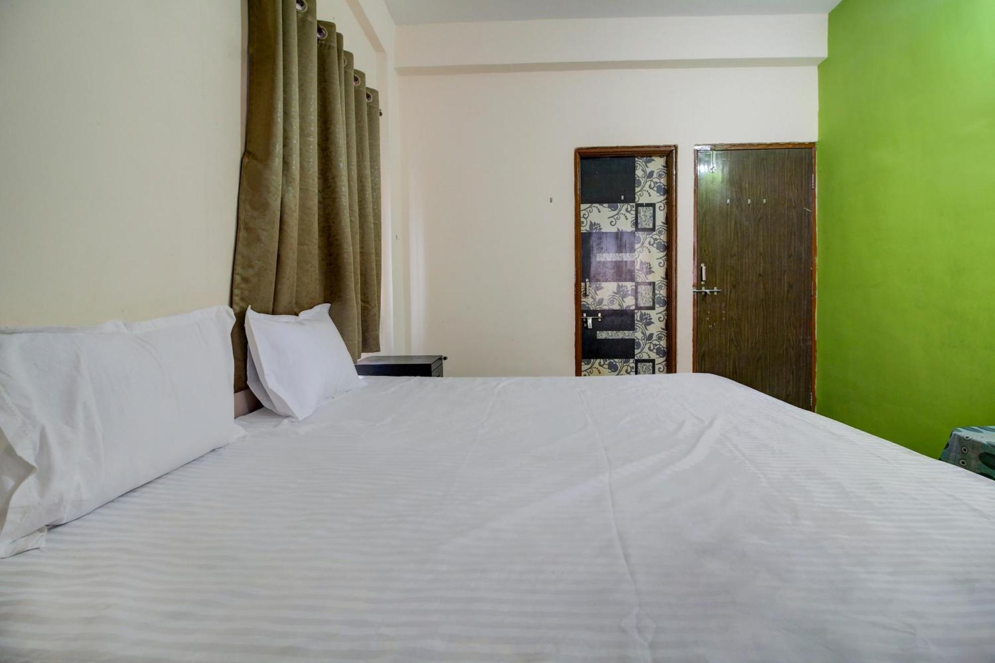 Hotel O Elite Inn Koradi Buitenkant foto