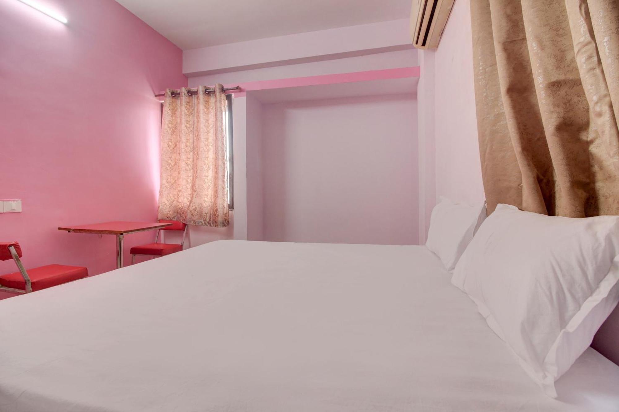 Hotel O Elite Inn Koradi Buitenkant foto